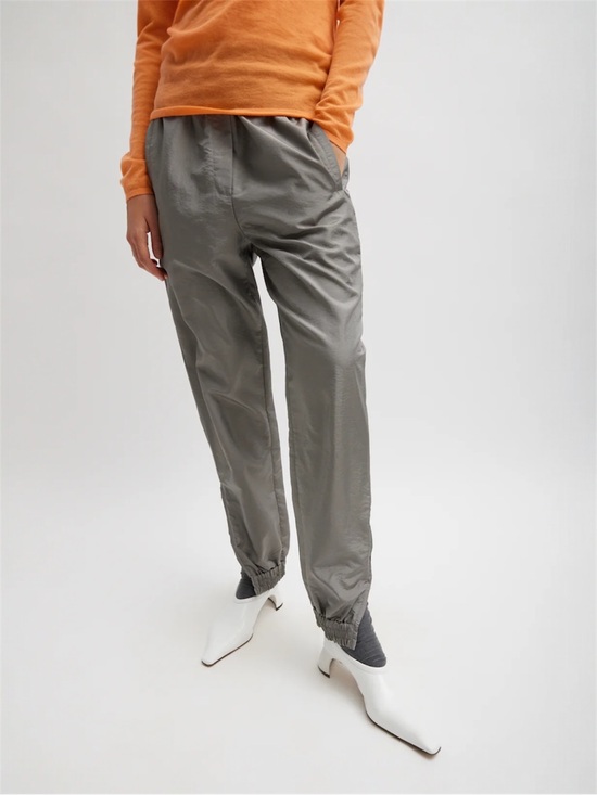 Tibi Pants - Tibi Crispy Nylon Kat Jogger Size Small in Grey